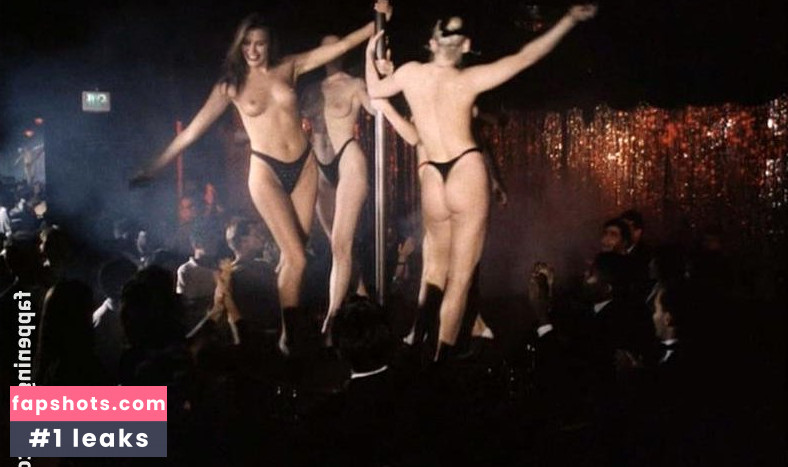 Alina Thompson gallery photo #17