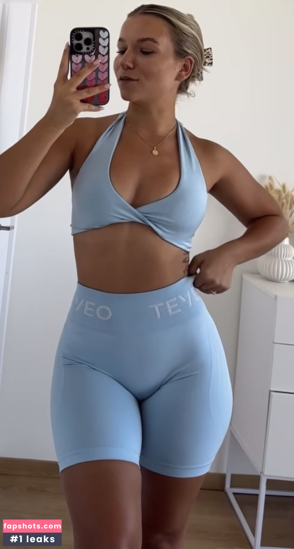 Alina Wachinger gallery photo #29