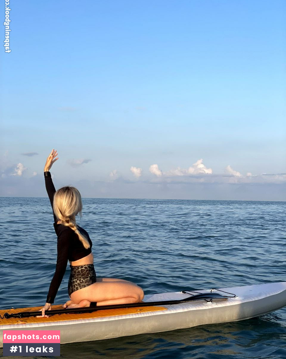 AlinaNaMeli gallery photo #12