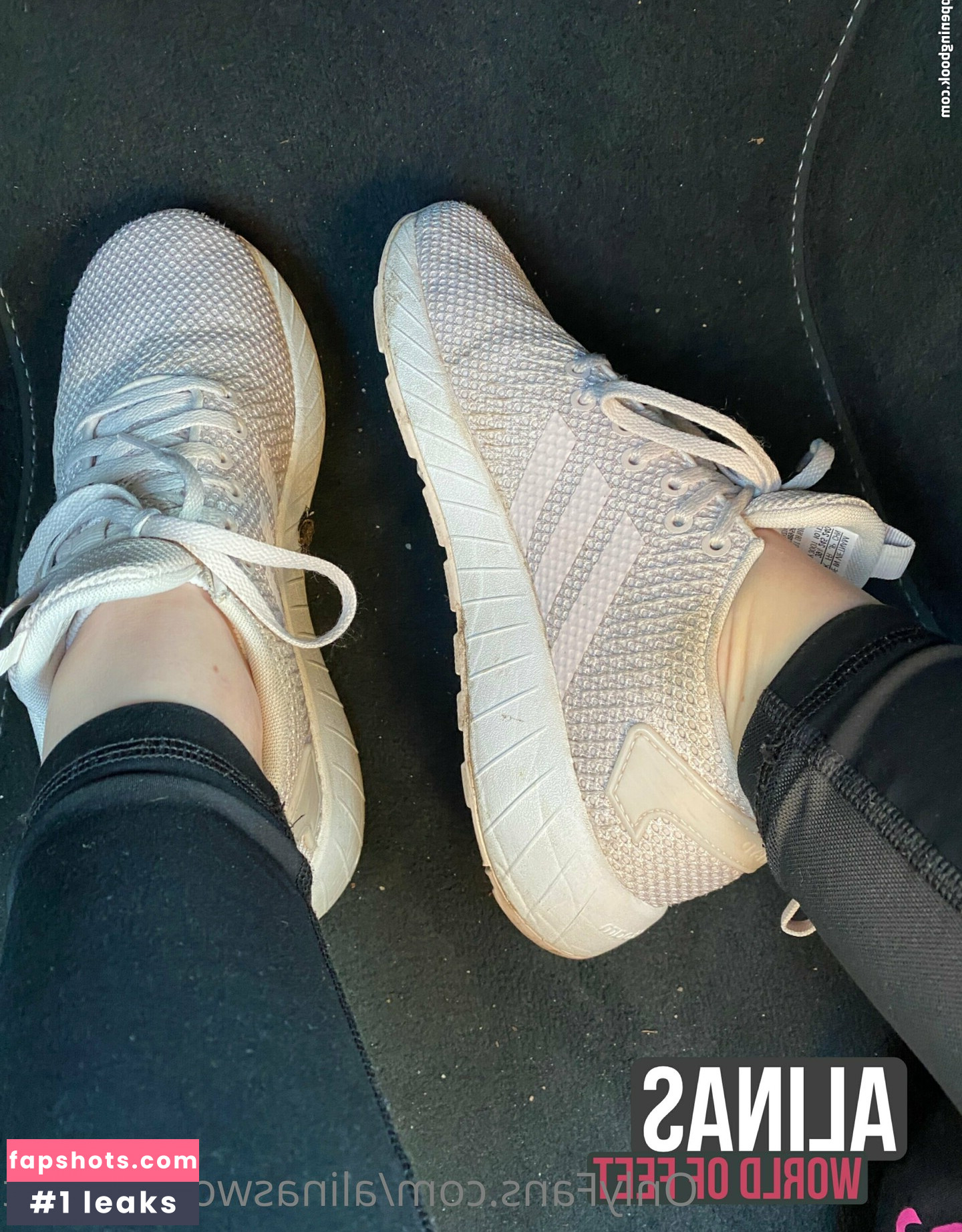 alinasworldoffeet gallery photo #15