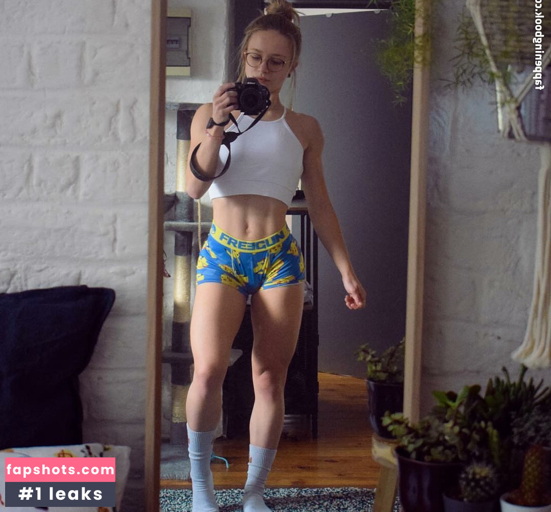 Aline Dessine gallery photo #154