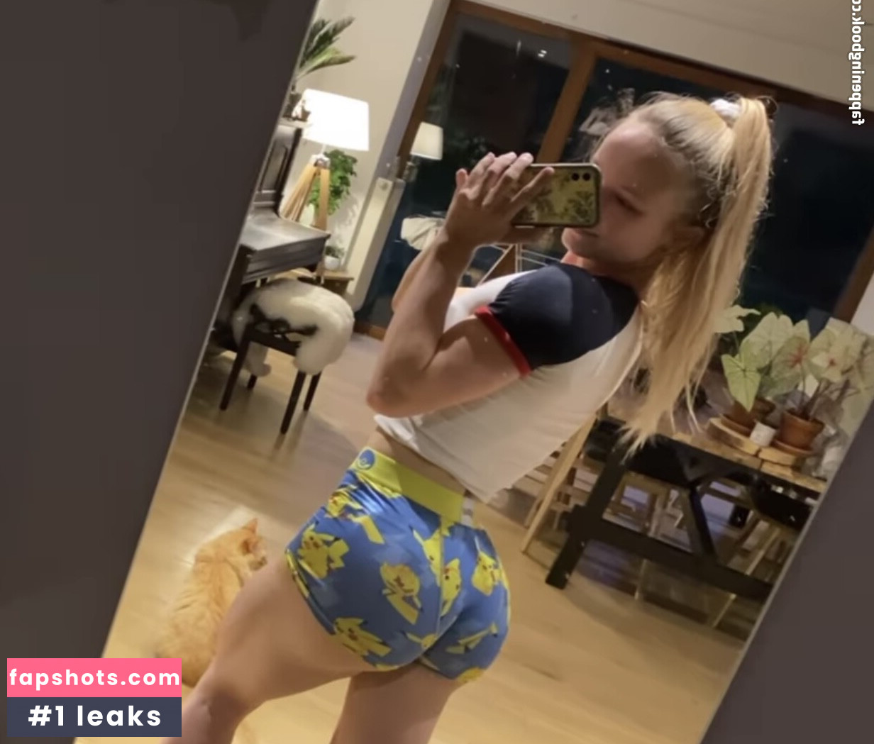 Aline Dessine gallery photo #163