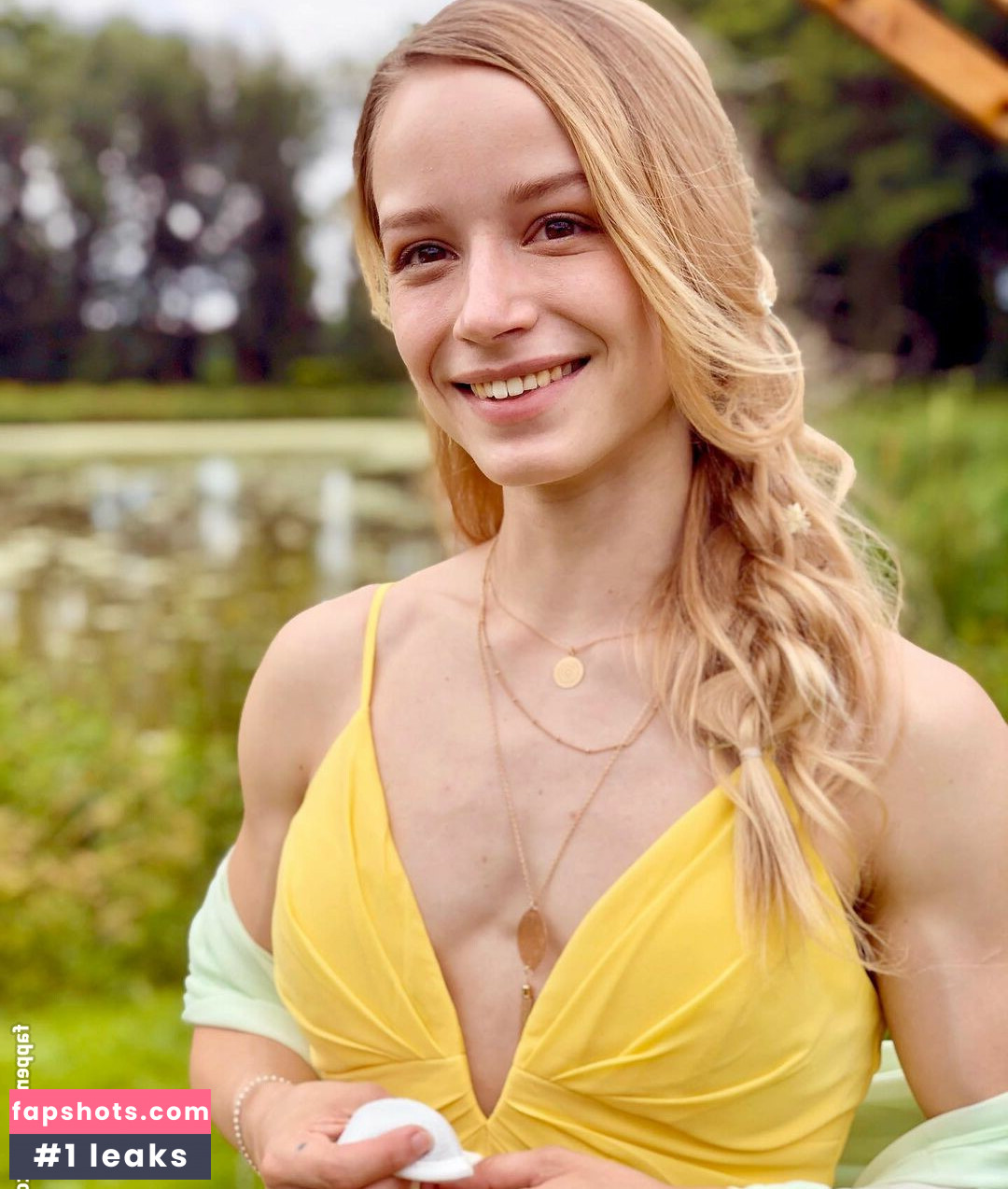 Aline Dessine gallery photo #171