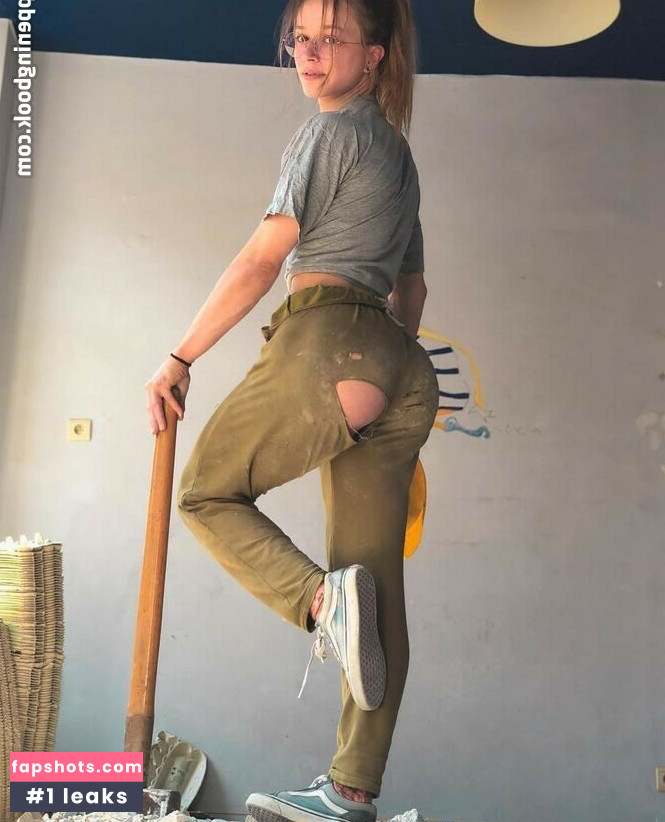 Aline Dessine gallery photo #27