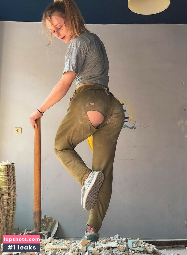 Aline Dessine gallery photo #28