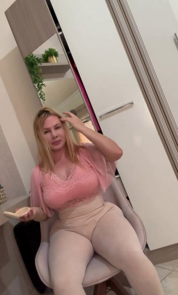 aline-fuchter-ouriques gallery photo #253