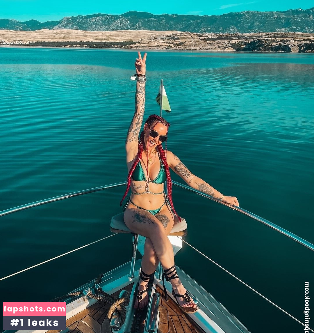 Aline Jost Diraimondo Nacktheit OnlyFans Fotos #53 - Fapshots