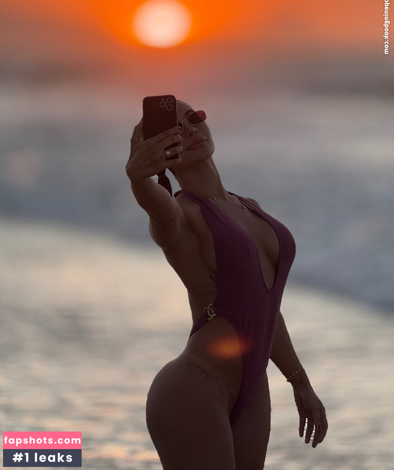 Aline Mineiro gallery photo #60