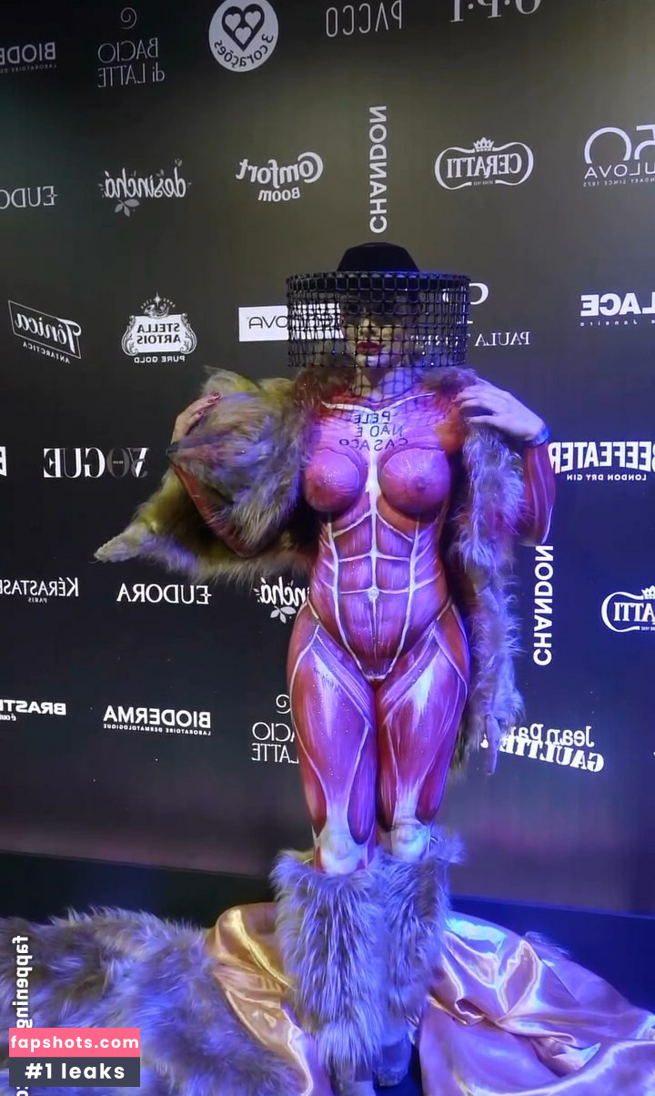 Aline Mineiro gallery photo #87