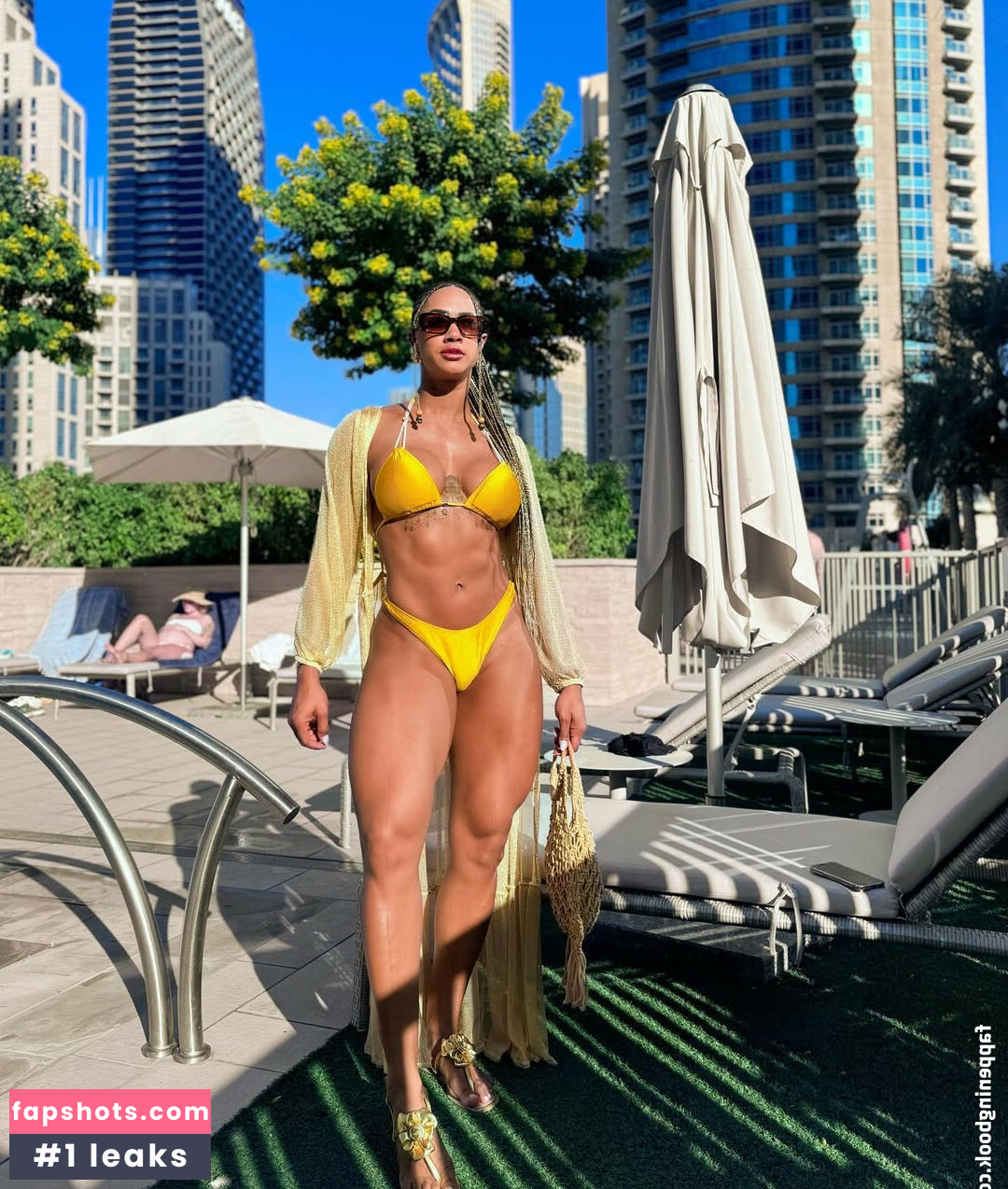 Aline Patriarca gallery photo #7