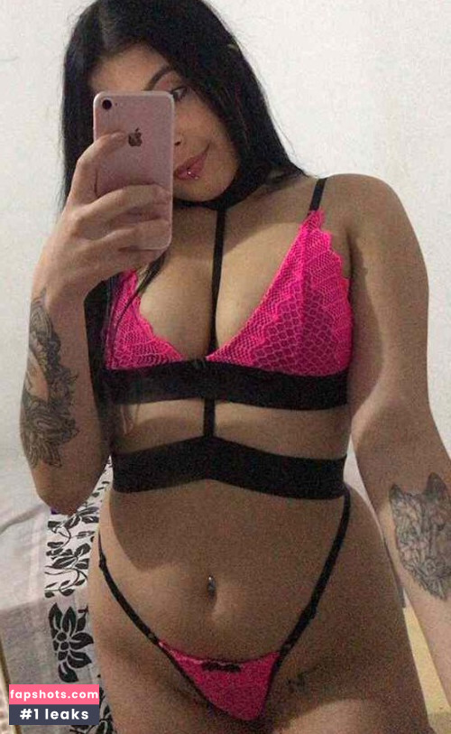 Aline Vitoria Nude Leaks OnlyFans - Fapshots
