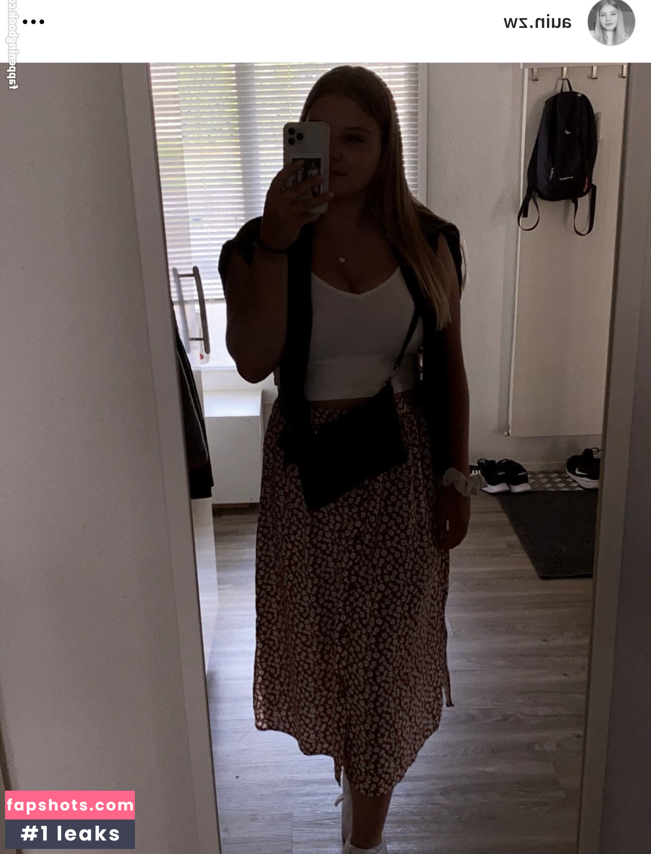 Aline Zwahlen gallery photo #26