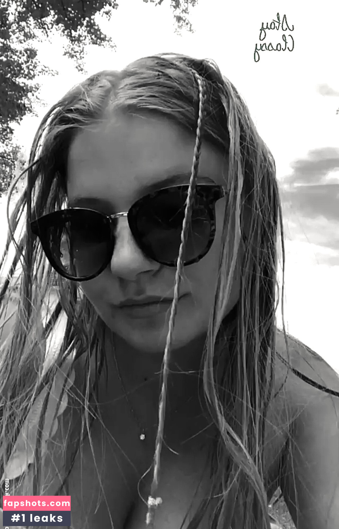 Aline Zwahlen gallery photo #51