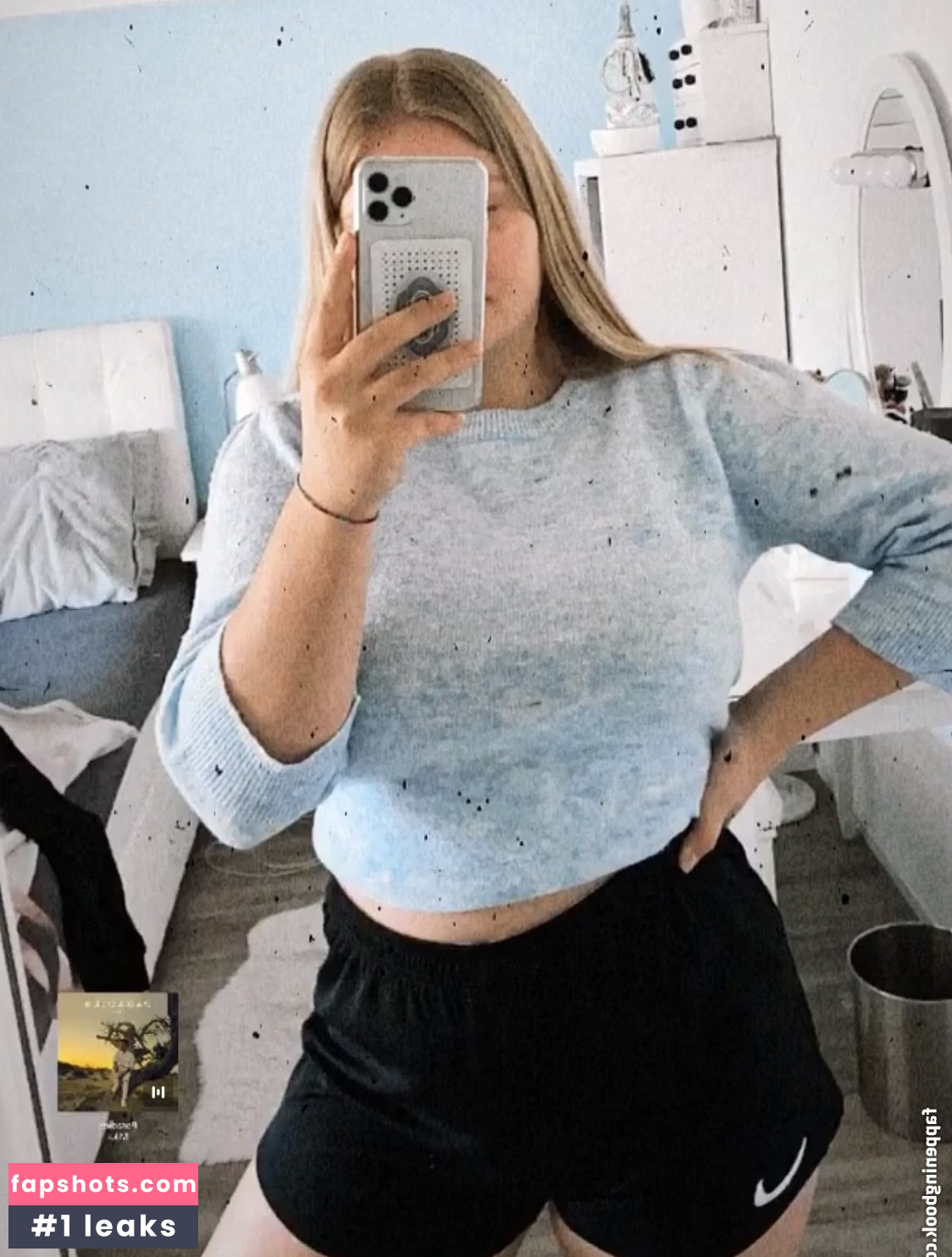 Aline Zwahlen gallery photo #52