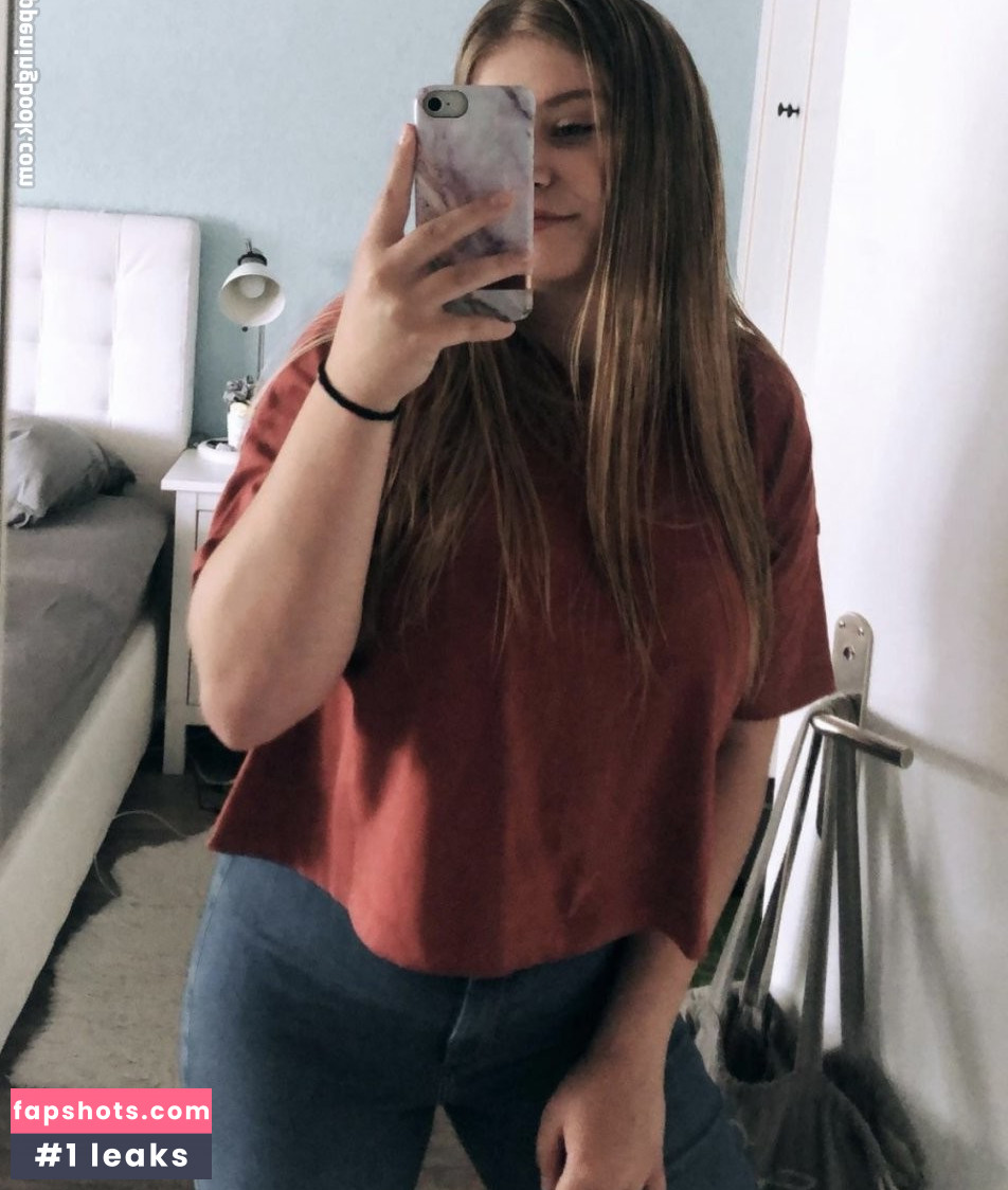 Aline Zwahlen gallery photo #59