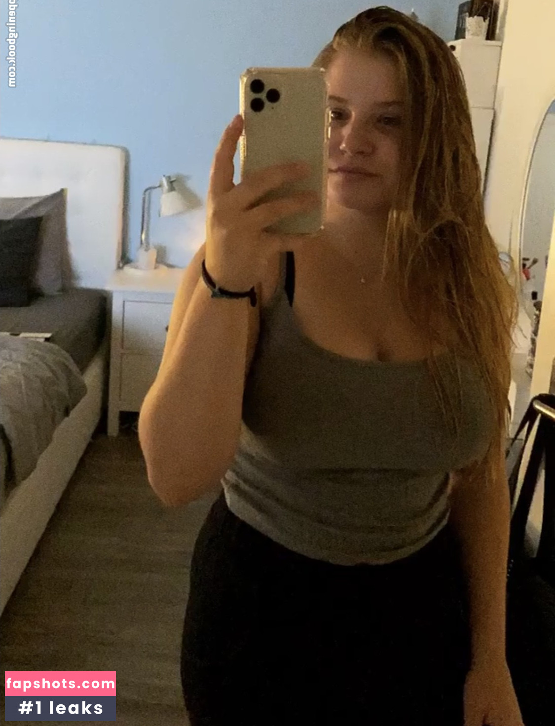 Aline Zwahlen gallery photo #61