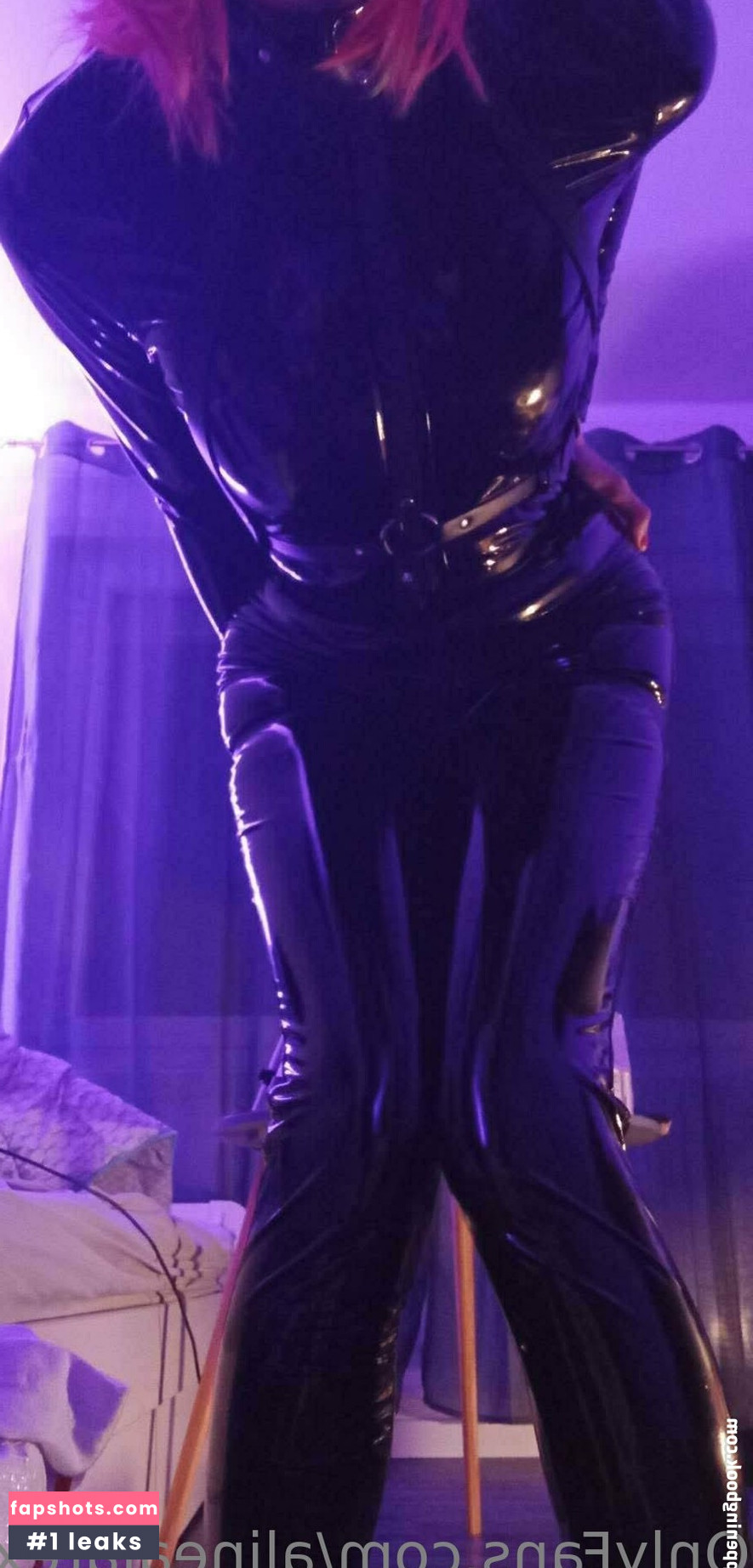 alinealatex gallery photo #6