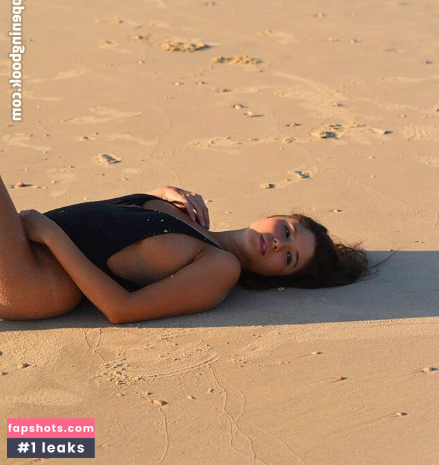 Alisa Lomova nude babe gallery