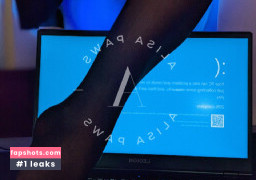 Alisa Paws gallery photo #21