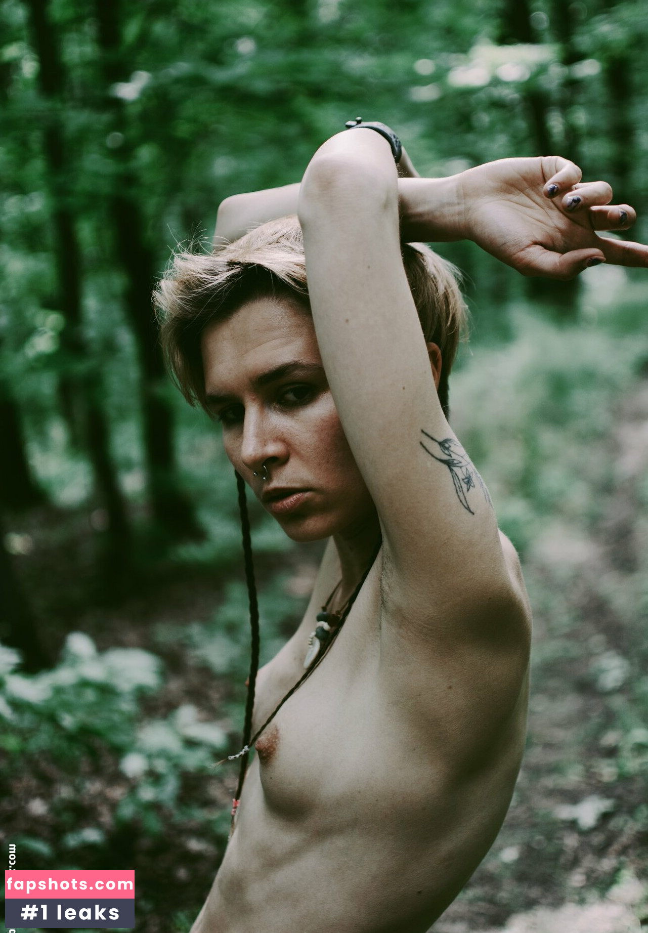 Alisa Volkova gallery photo #4