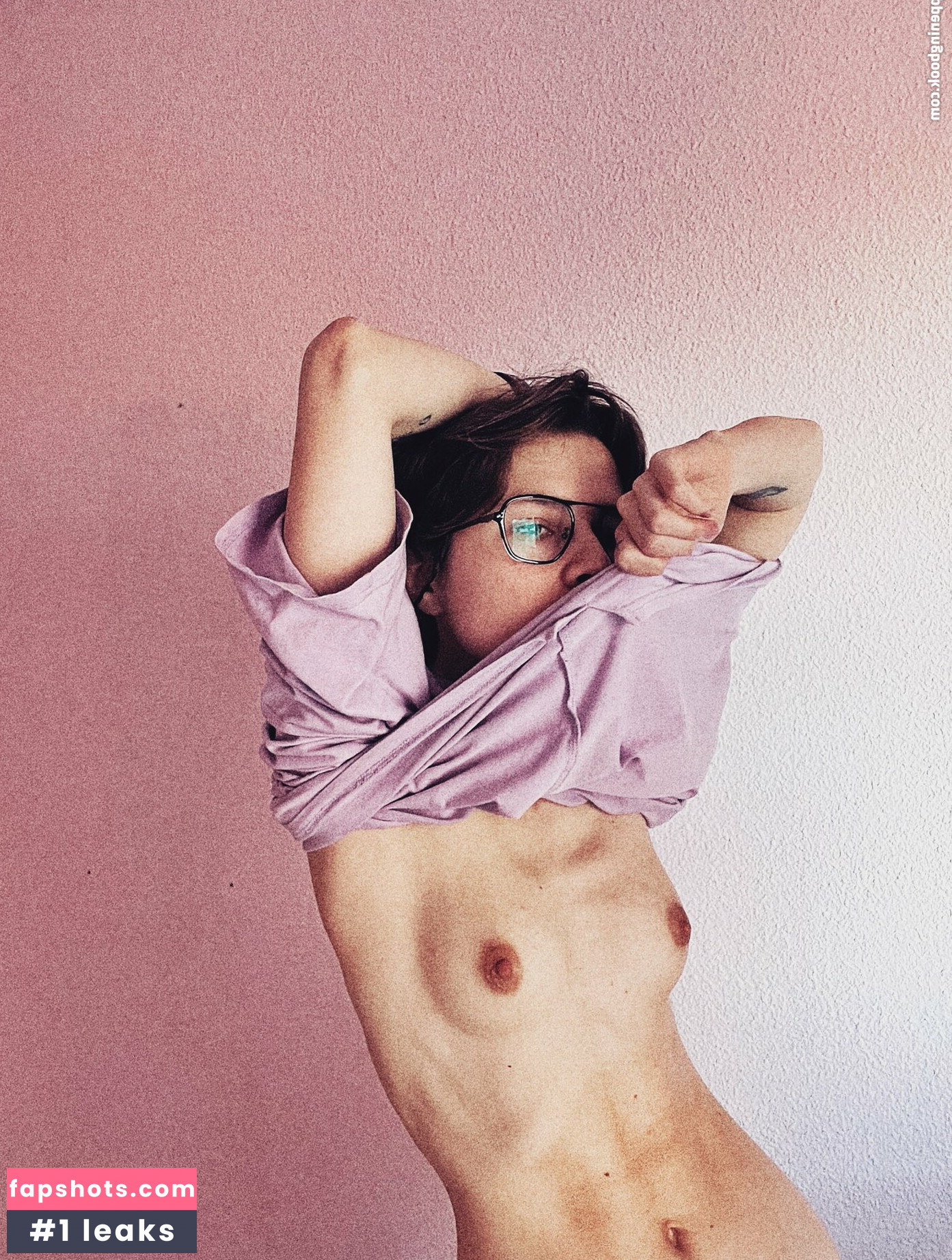 Alisa Volkova gallery photo #7