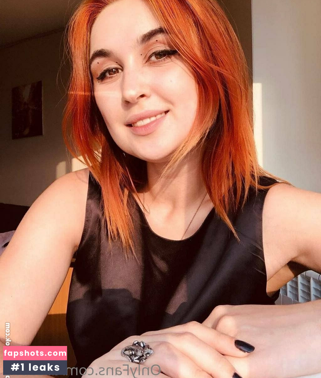 alisabriz gallery photo #2