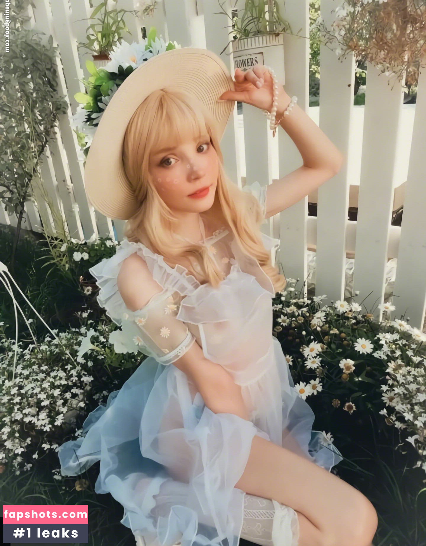 AlisaPikaPika gallery photo #18