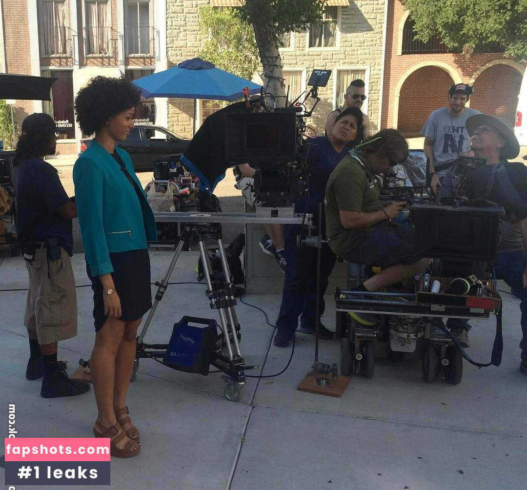 Alisha Wainwright gallery photo #64