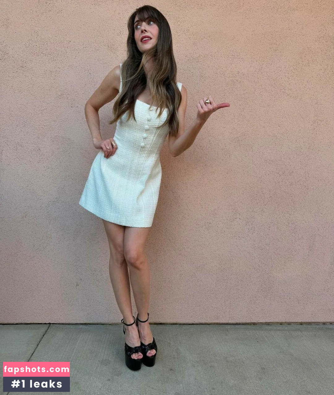 Alison Brie Nahé úniky fotek pouze od fanoušků #163 - Fapshots