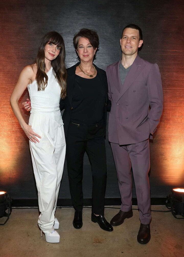 alison-brie Nahé úniky fotek pouze od fanoušků #559 - Fapshots