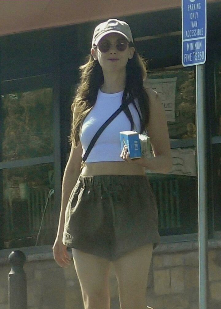 alison-brie Nahé úniky fotek pouze od fanoušků #605 - Fapshots