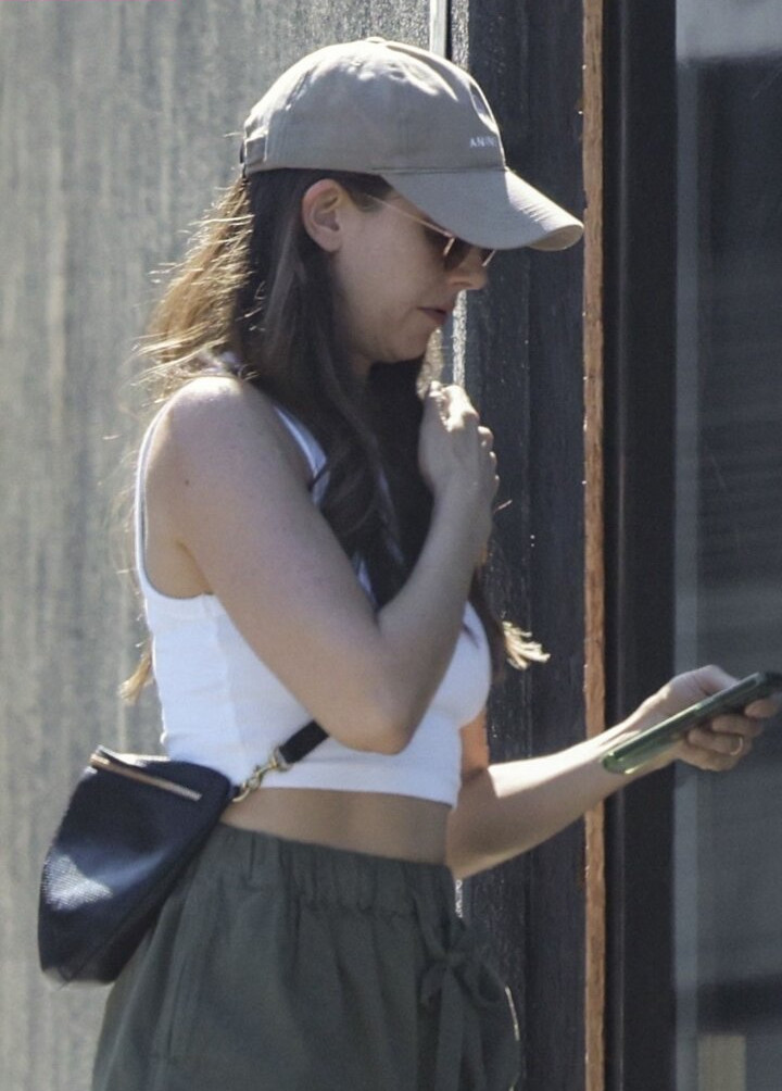 alison-brie Nahé úniky fotek pouze od fanoušků #607 - Fapshots