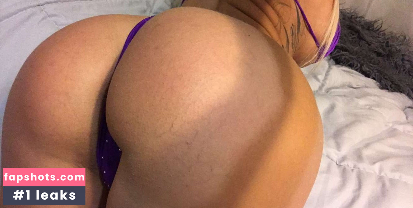 Alison Carlson nude babe gallery