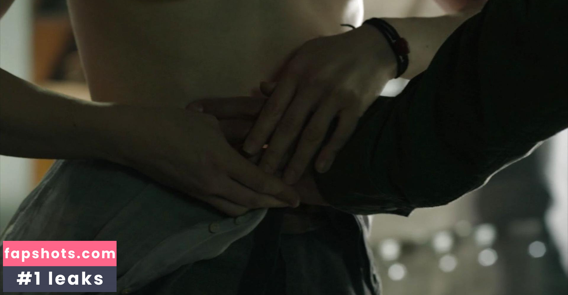 Alison Louder nude babe gallery