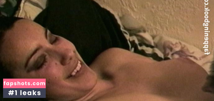 Alison Therriault gallery photo #4