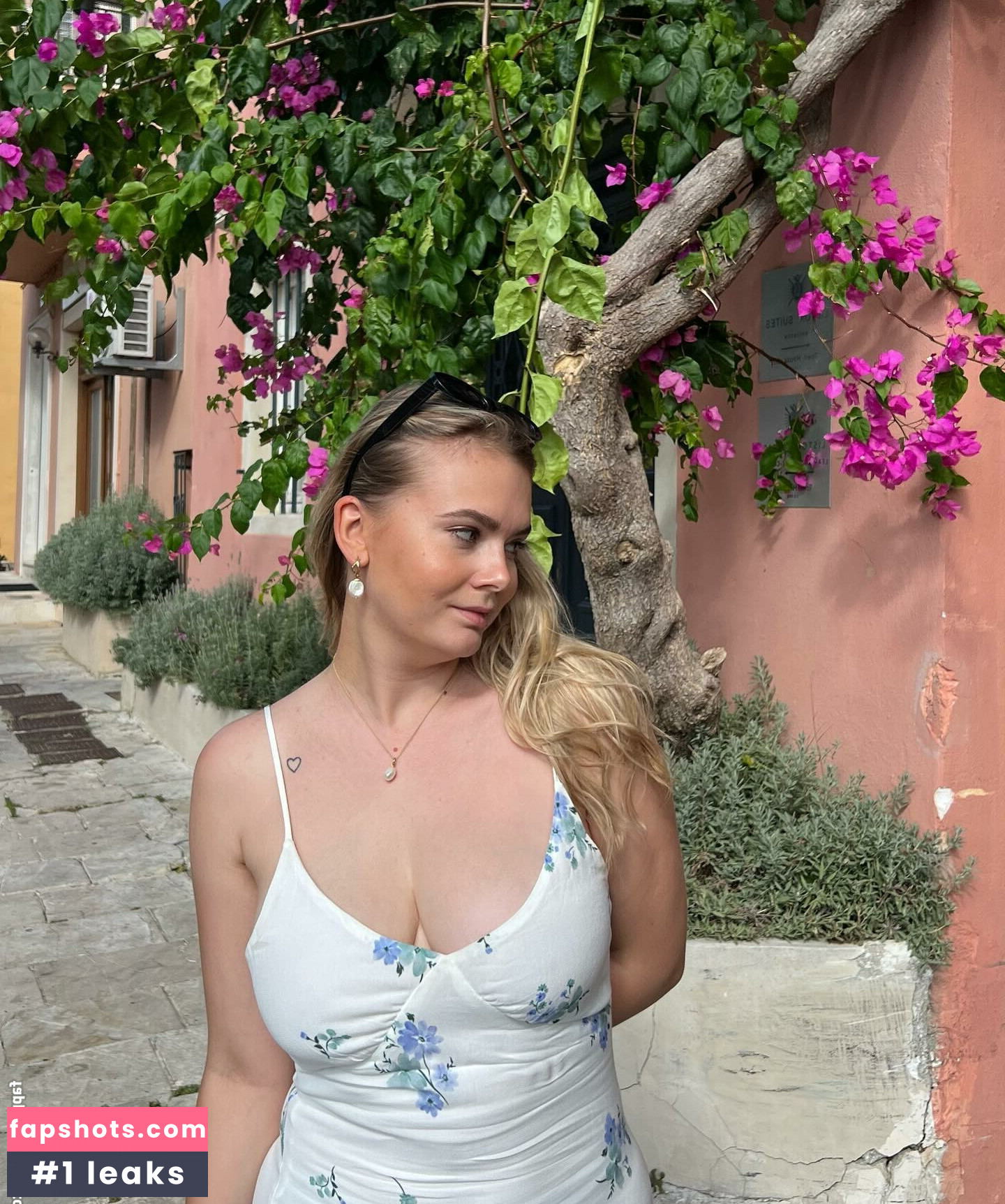 AlisonAnn Nude Leaks OnlyFans Photos #4 - LeakJerk