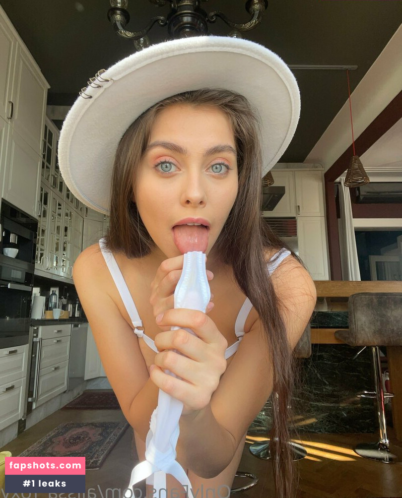 Alissa Foxy gallery photo #1412