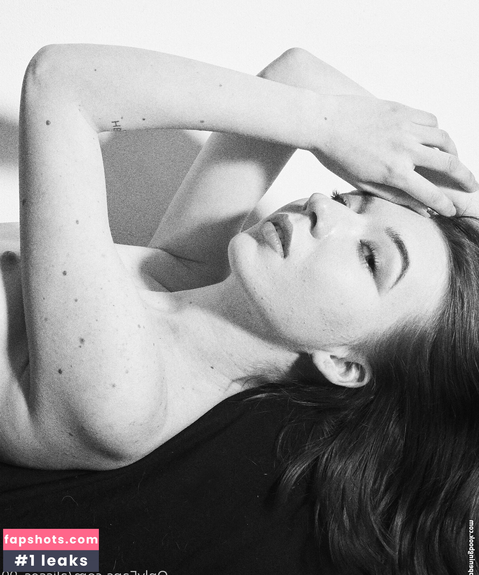 Alisses_99 gallery photo #35