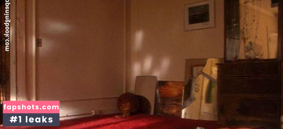 Alix Koromzay gallery photo #6