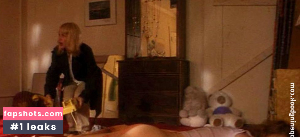 Alix Koromzay gallery photo #8