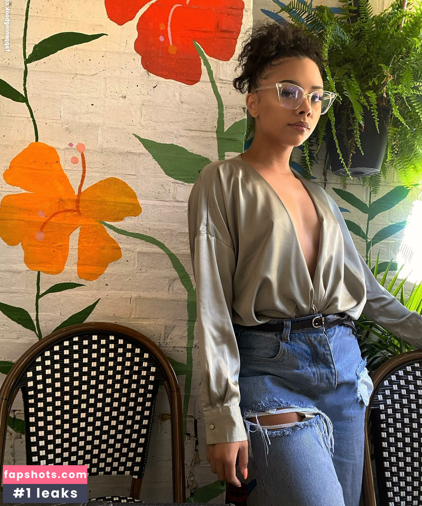 Alix Lapri Nude Leaks OnlyFans Photos #4 - Fapshots