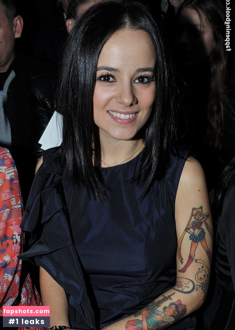 Alizee Jacotey Nude Leaks OnlyFans Photos #39 - LeakJerk