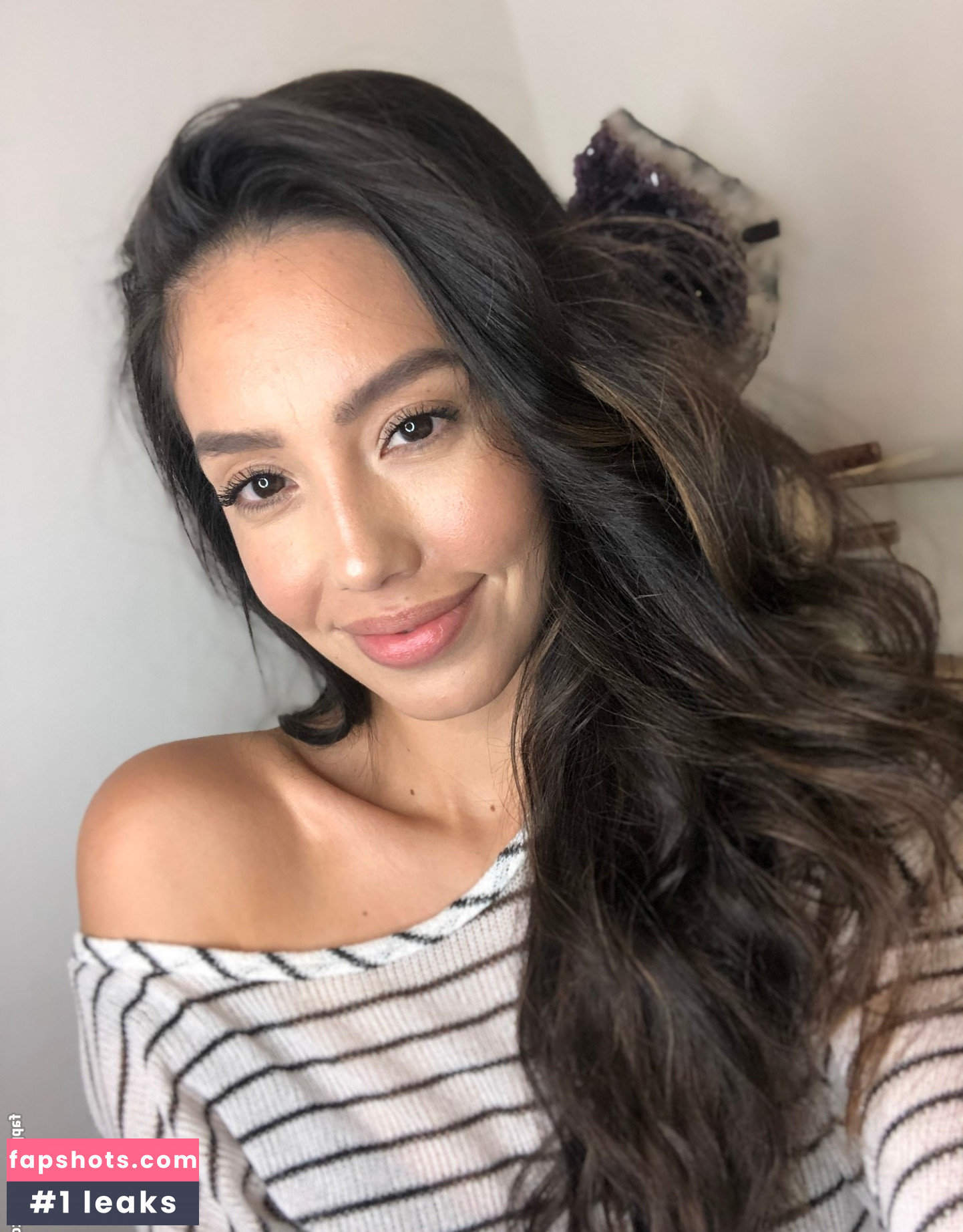 All Bella gallery photo #2