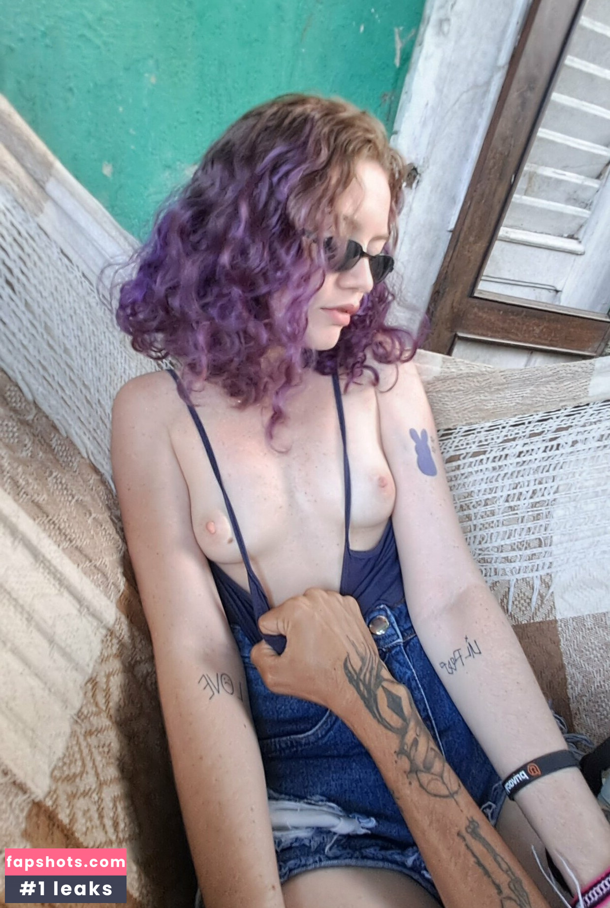 Allie Lunas gallery photo #6