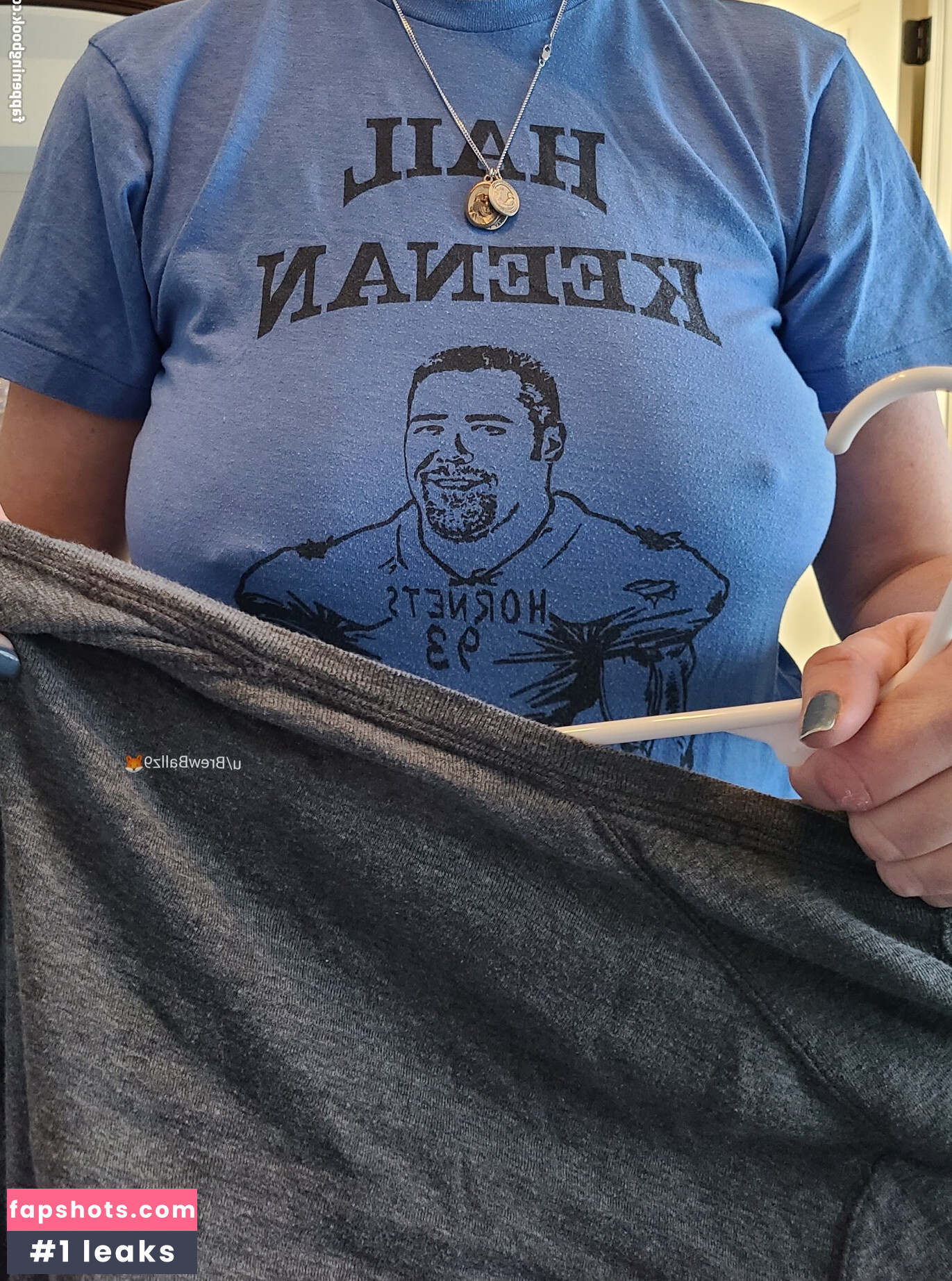 Allie Q gallery photo #22