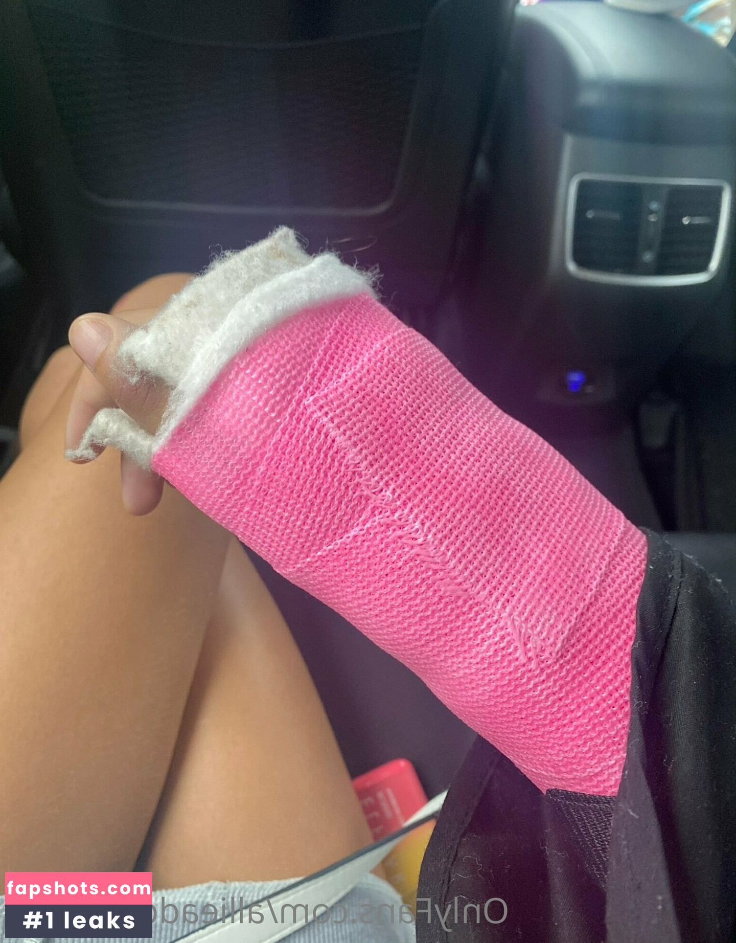 allieaddisonfree gallery photo #3