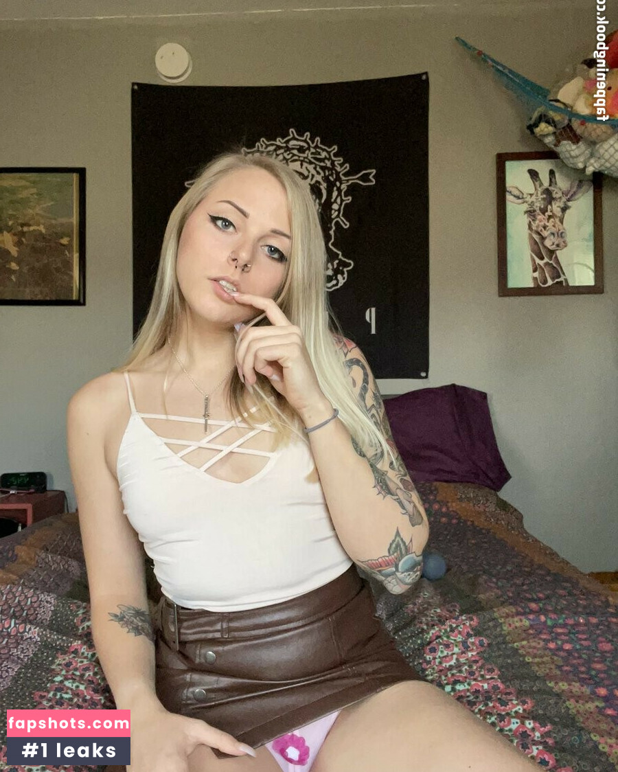 Alliekazam_ Nude Leaks OnlyFans Photos #3 - LeakJerk