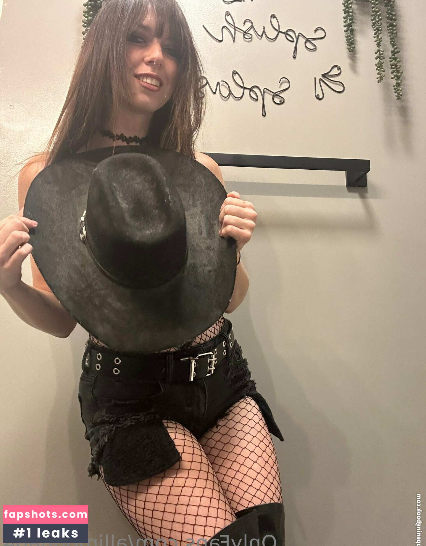 allimoona04 gallery photo #91