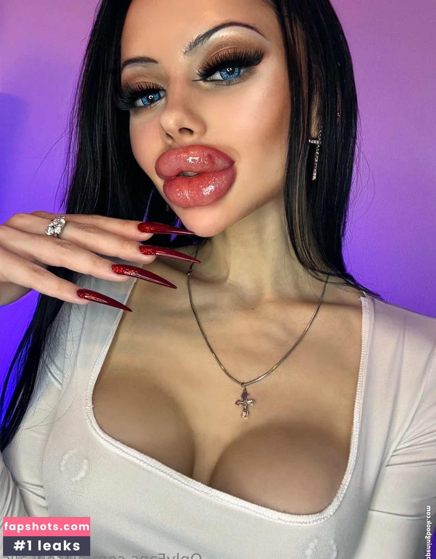 allison_alis gallery photo #3