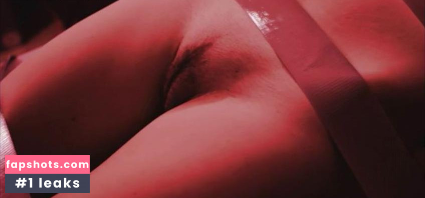 Allison Egan gallery photo #15